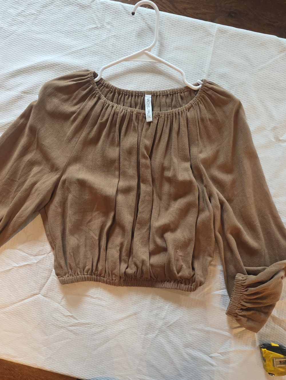 Gorgeous RACHEL RAY linen & rayon cinched cropped flowy top S